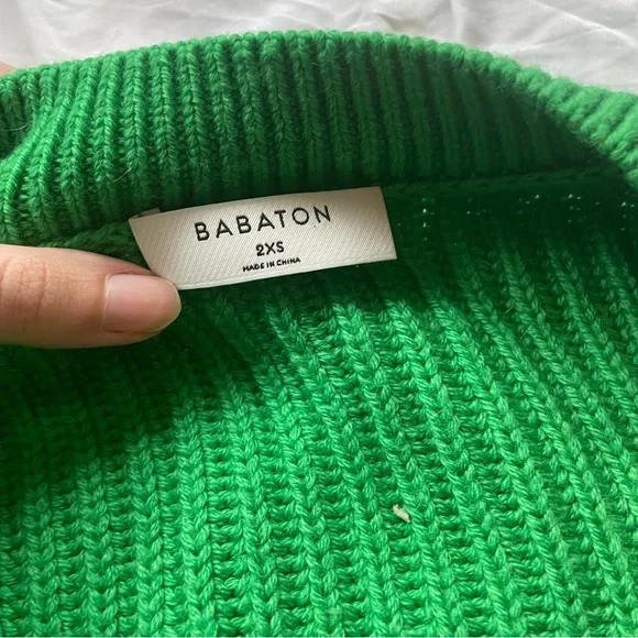 Aritzia Babaton 100% Merino Wool Roger Sweater in Forest Green Size XXS - Picture 3 of 7